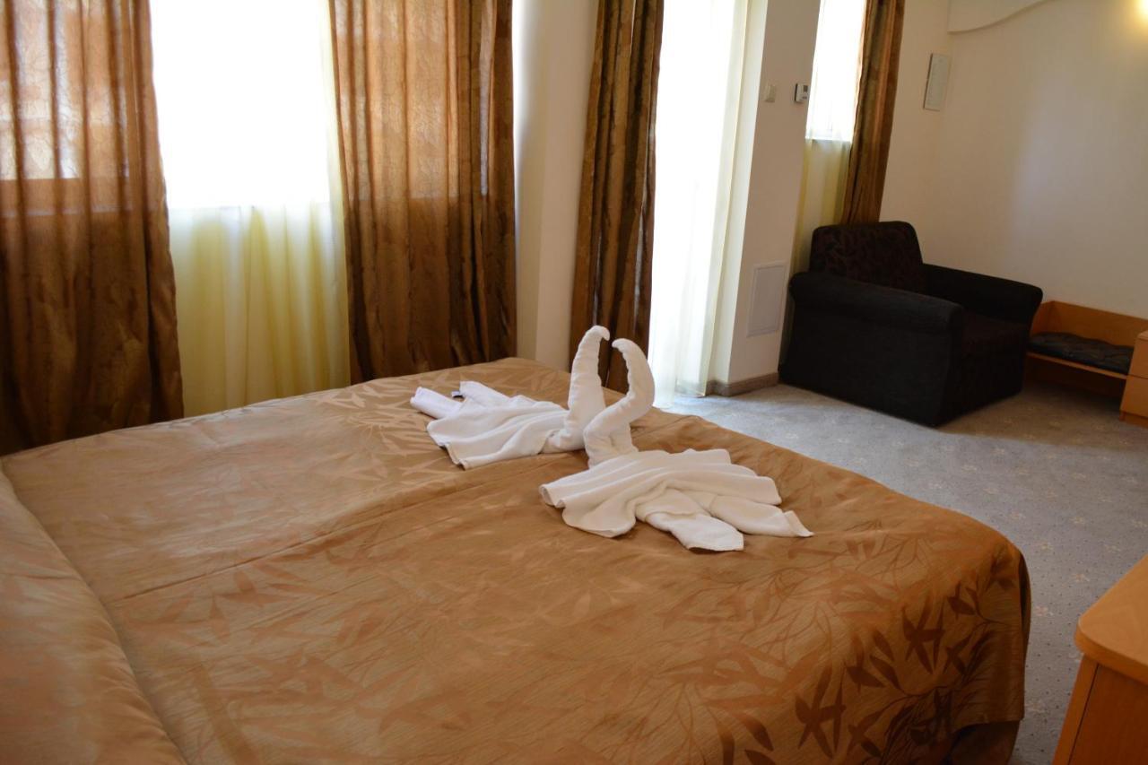 Hotel Incognito 帕莫瑞 外观 照片